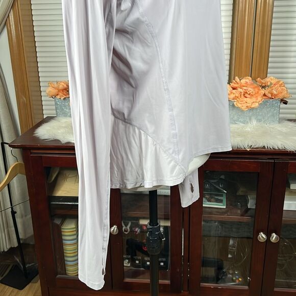 Lululemon Look Ahead Run Long Sleeve
Iced Iris Size 12 - Picture 6 of 10